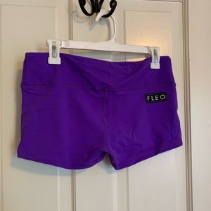 Fleo Shorts - Large